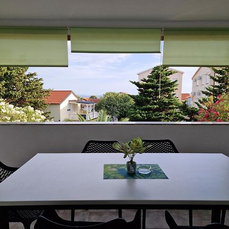 Aurelia Apartments, Vir Exterior photo